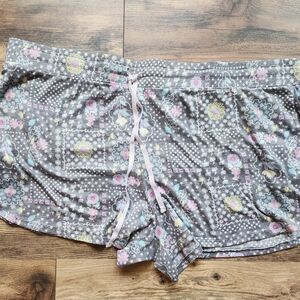 Secret Treasures Gray Floral Pajama